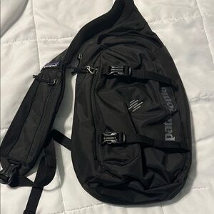 Patagonia - Brand New No Tags - Black Belt Over Shoulder Bag